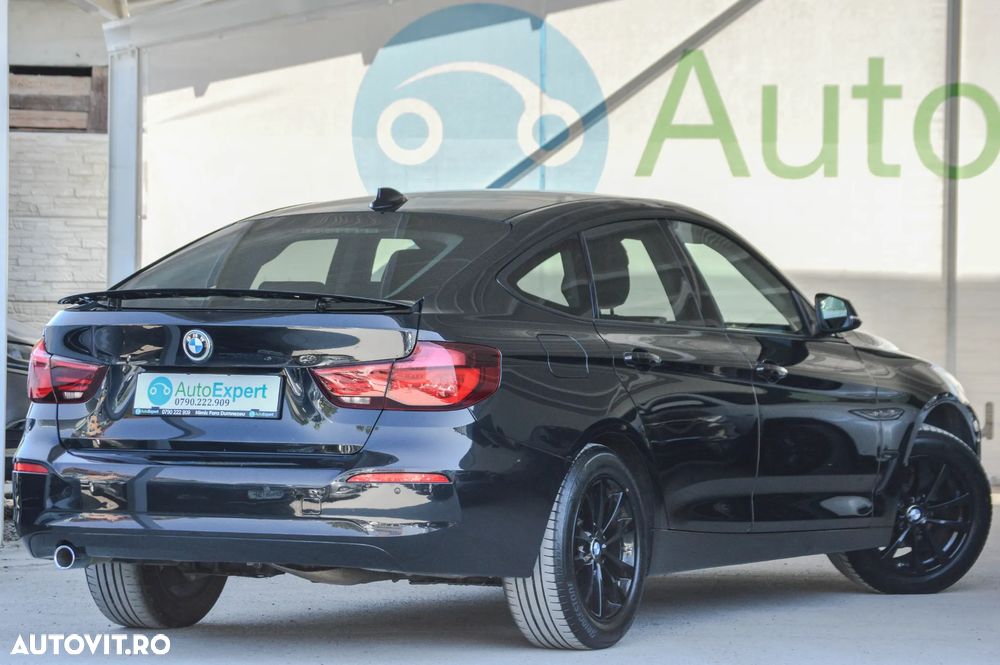 BMW Seria 3 320d Aut. Sport Line - 17