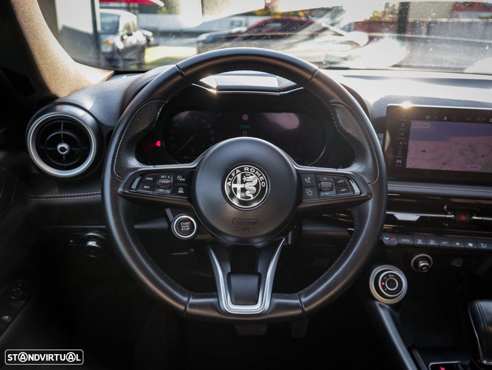 Alfa Romeo Tonale 1.3 Plug-In Hybrid Tributo Italiano e-AWD Com Wallbox - 28