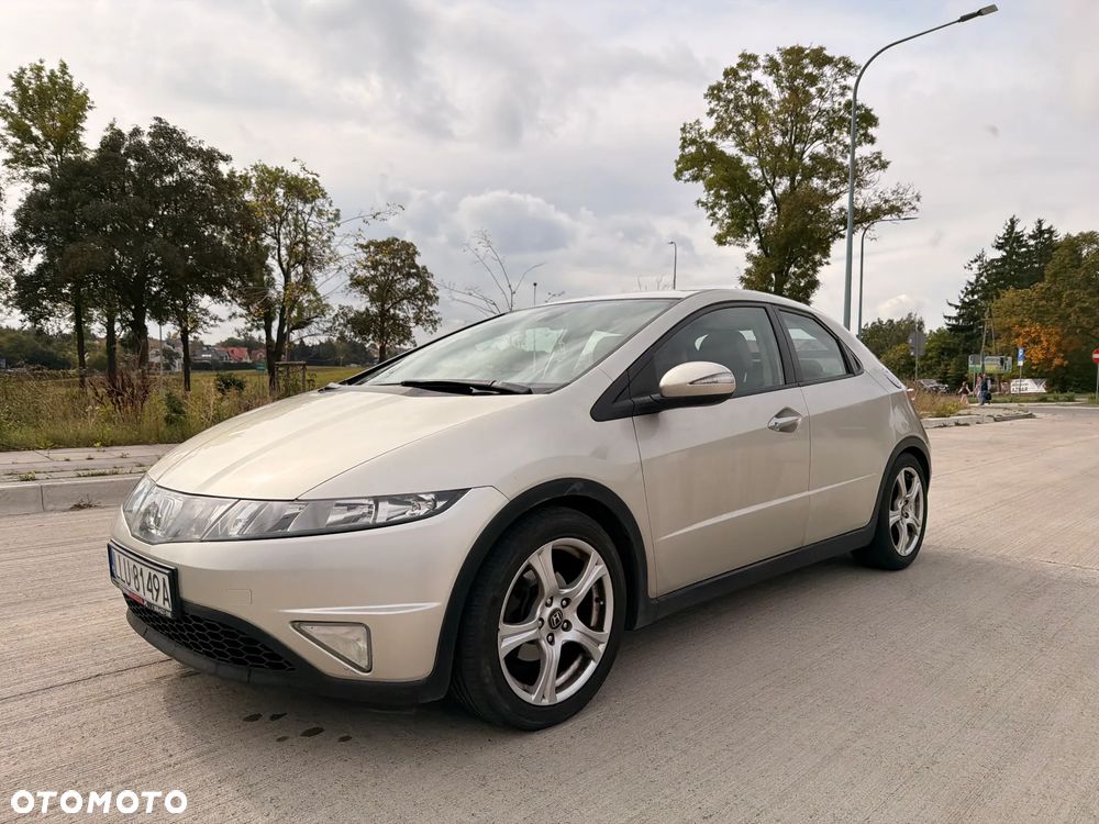 Honda Civic 1.8 Comfort - 1
