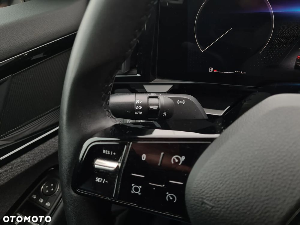 Renault Austral 1.3 TCe mHEV Equilibre - 11