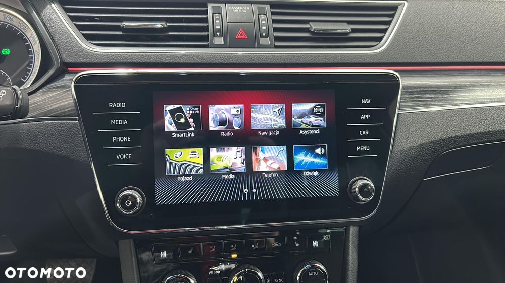 Skoda Superb 2.0 TDI SCR Style DSG - 20