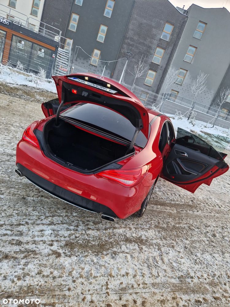 Mercedes-Benz CLA 180 7G-DCT - 15