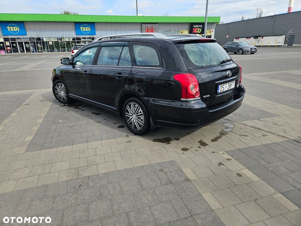 Toyota Avensis 2.0 D-4D Luna - 5