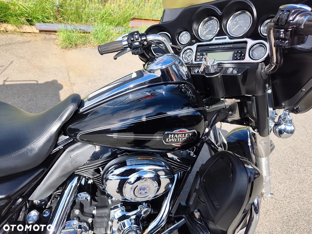 Harley-Davidson Touring Electra Glide - 24