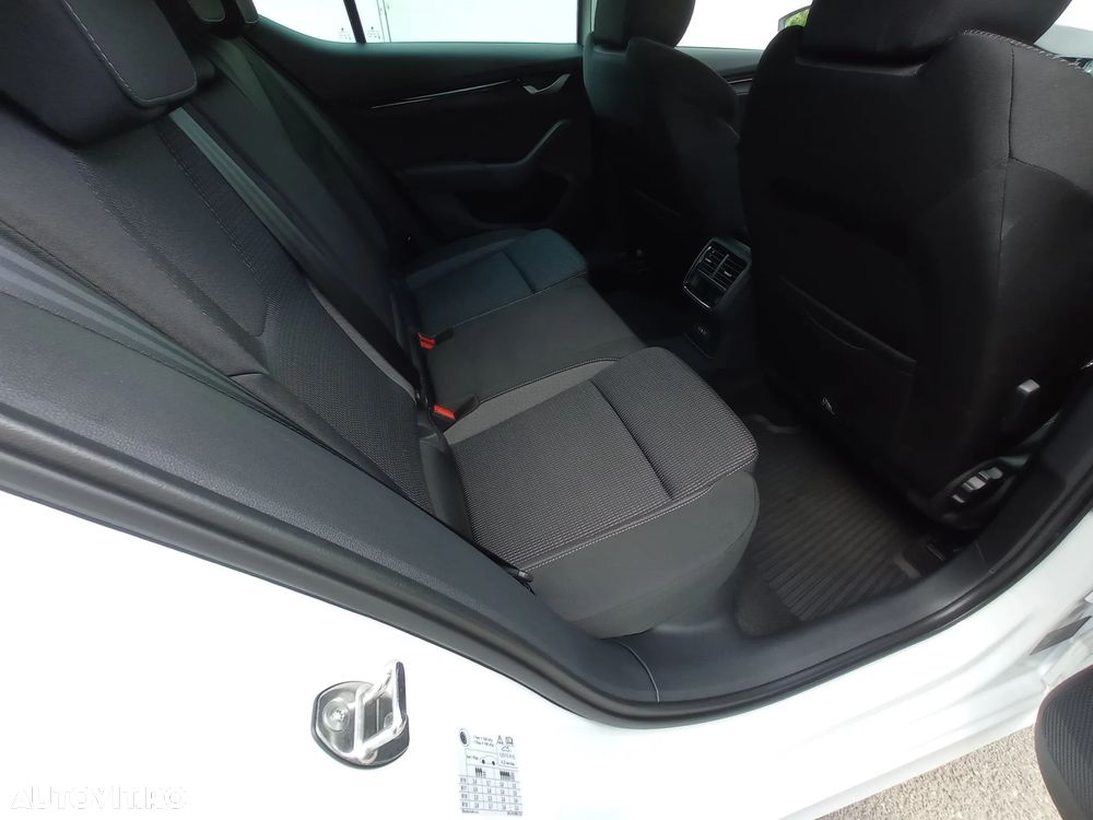 Skoda Octavia 2.0 TDI 150 CP DSG Selection - 18