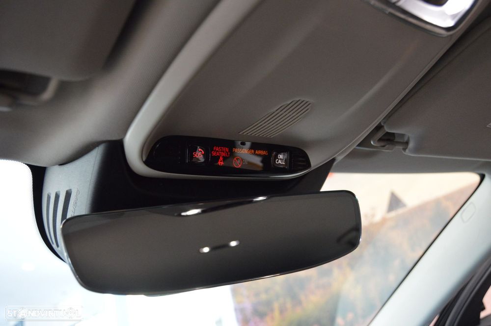 Volvo V90 2.0 D4 Momentum Plus Geartronic - 35