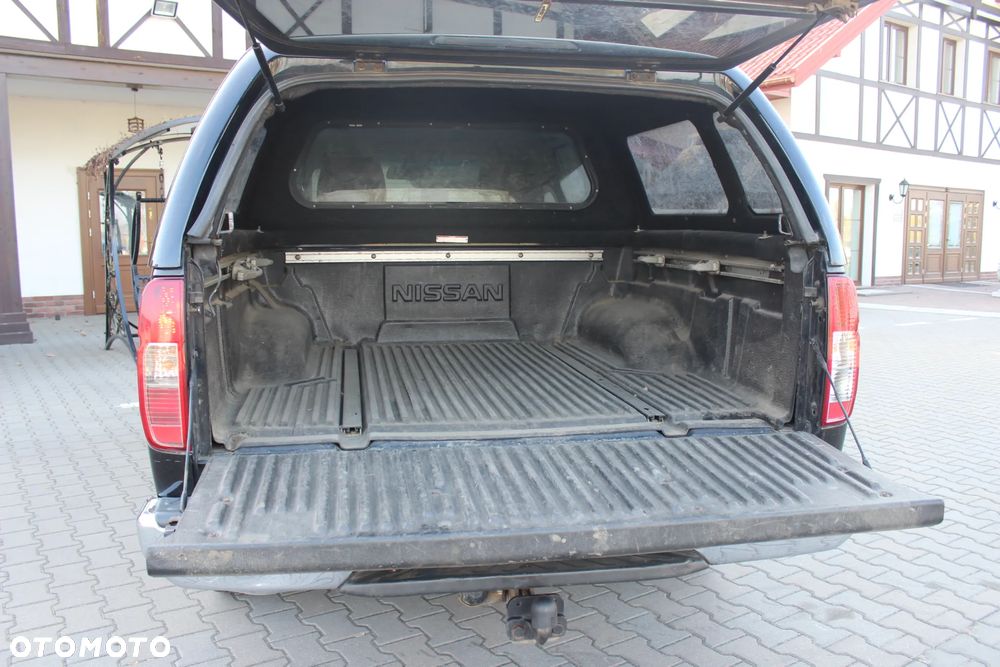 Nissan Navara 2.5 D Platinum - 15