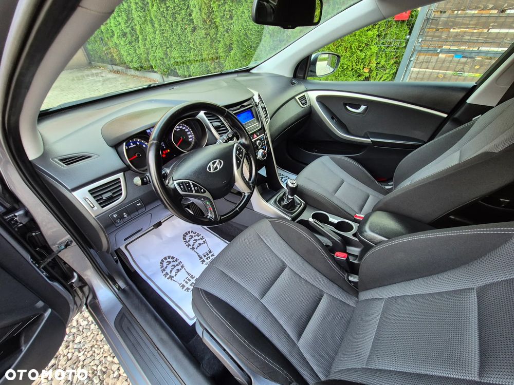 Hyundai i30 1.4 Intro Edition - 21