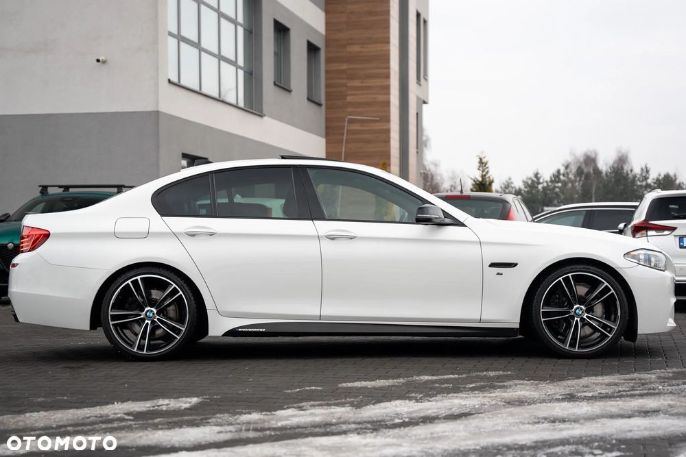 BMW Seria 5 M550d xDrive Sport-Aut - 17
