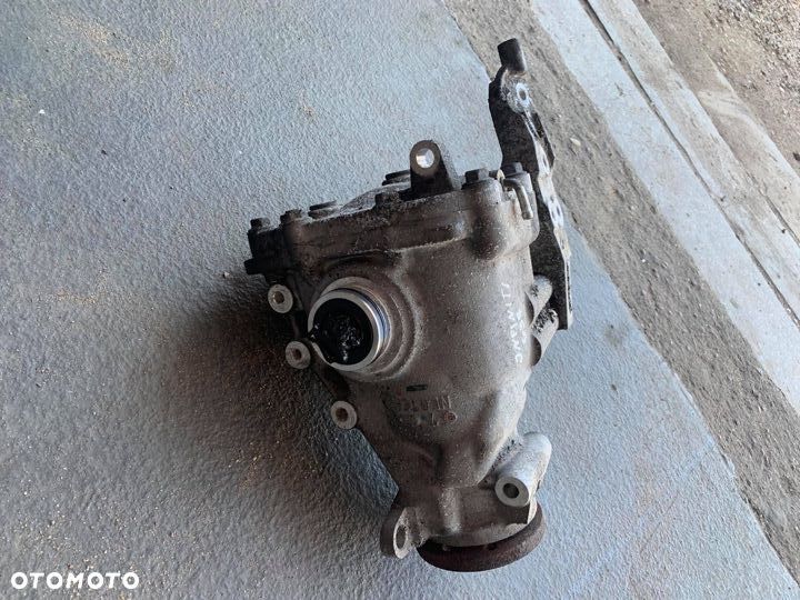 Infiniti G35 G37s  dyfer most przedni  4x4 - 4