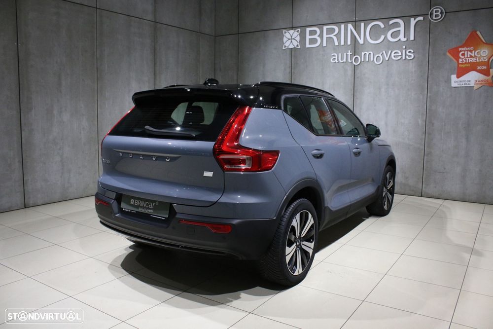 Volvo XC 40 Recharge Core - 16