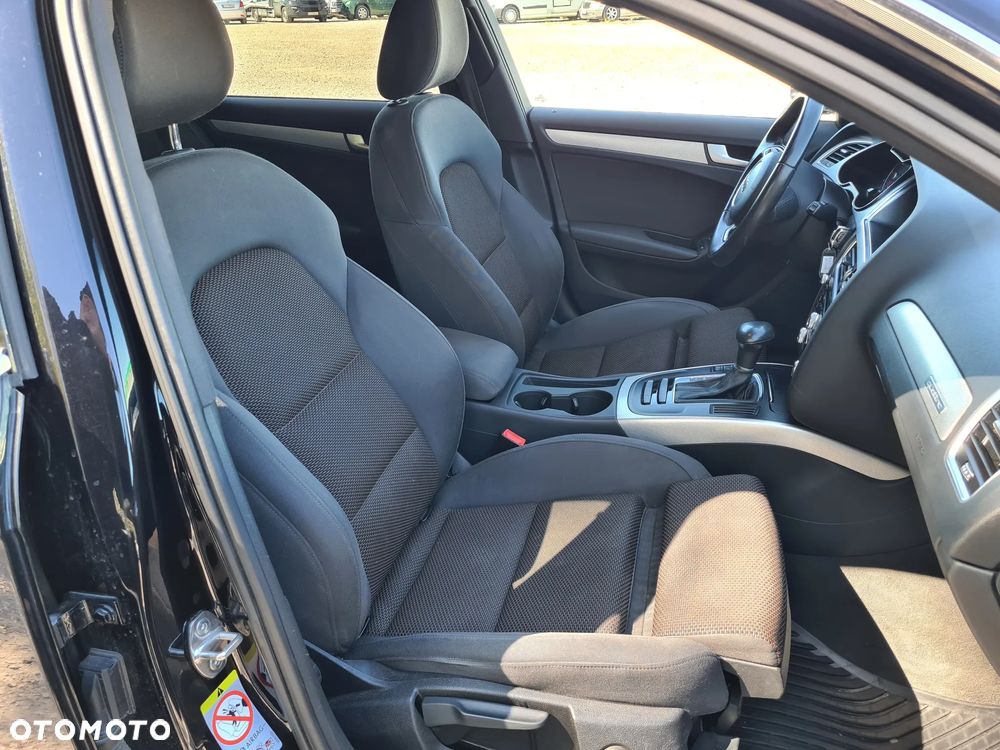 Audi A4 Allroad - 32