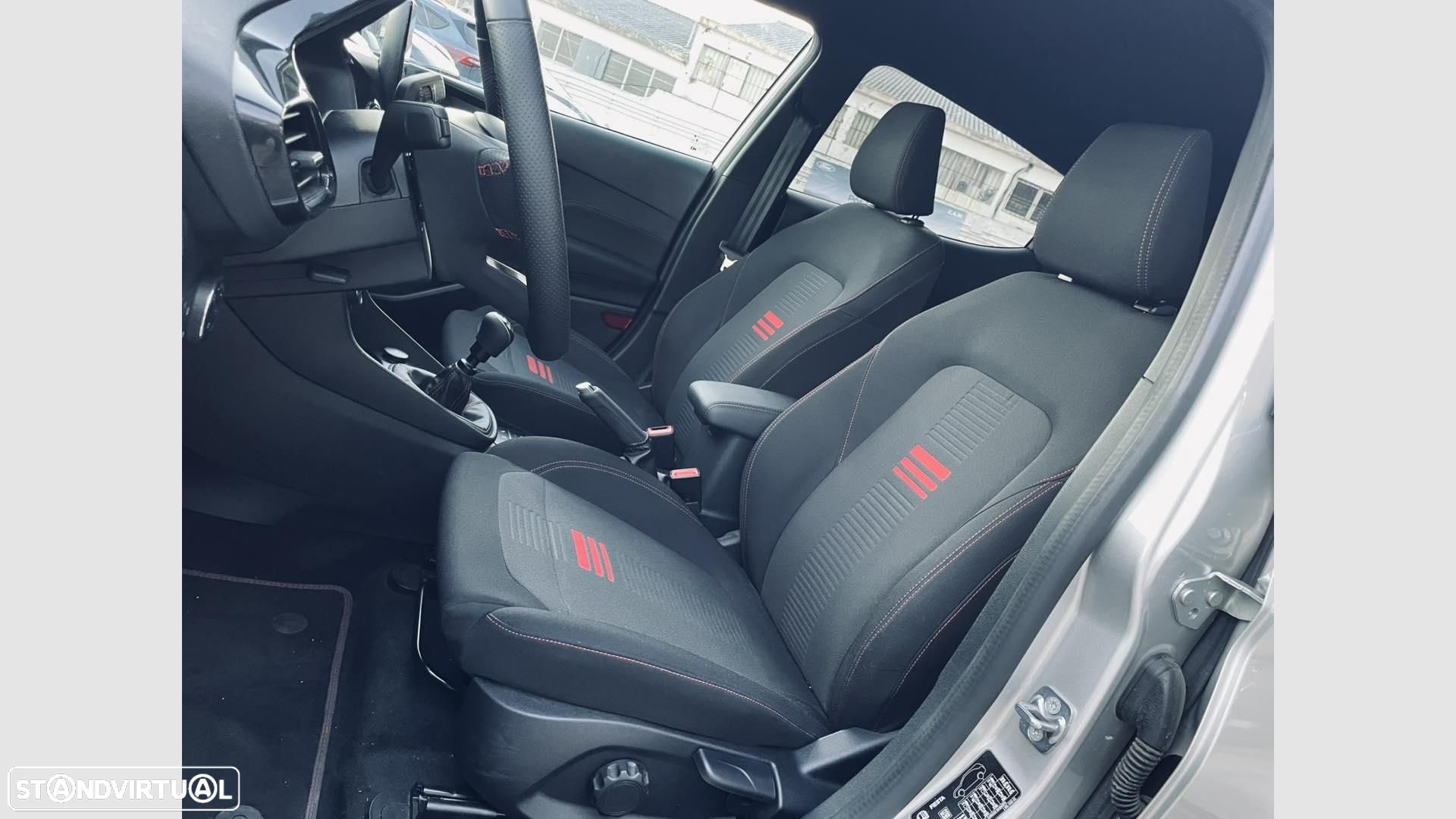 Ford Fiesta 1.0 EcoBoost MHEV ST-Line - 13