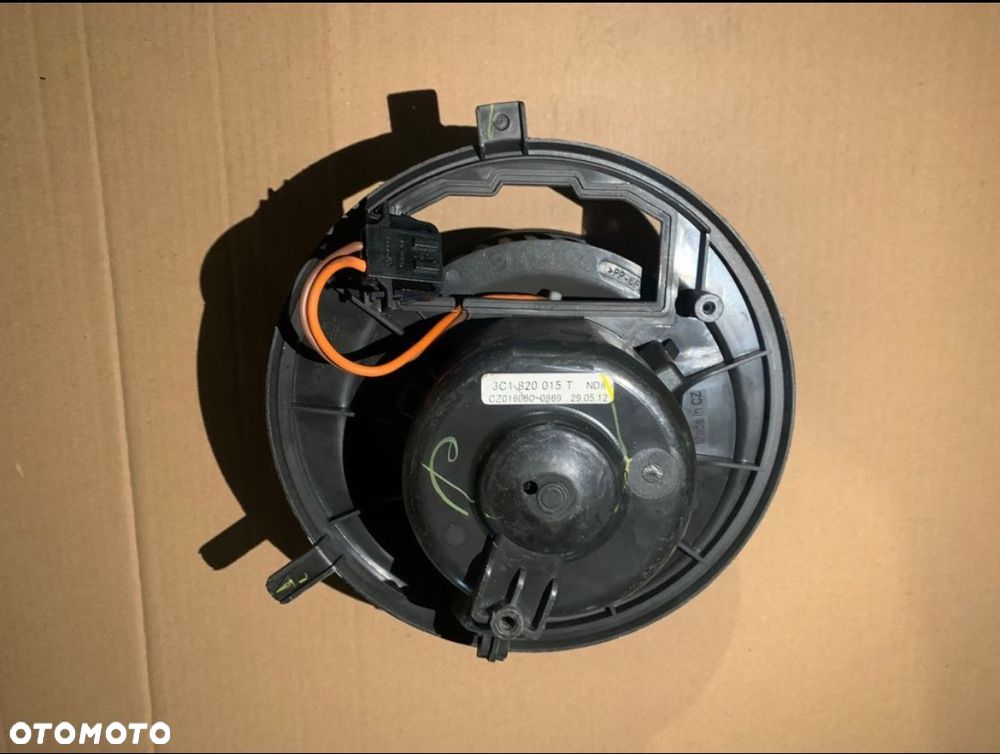 3C1820015T Dmuchawa wentylator nawiewu vw tiguan 5N lift touran passat b6 b7 golf V - 2