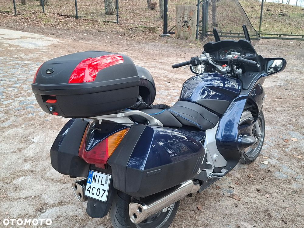 Honda ST - 7