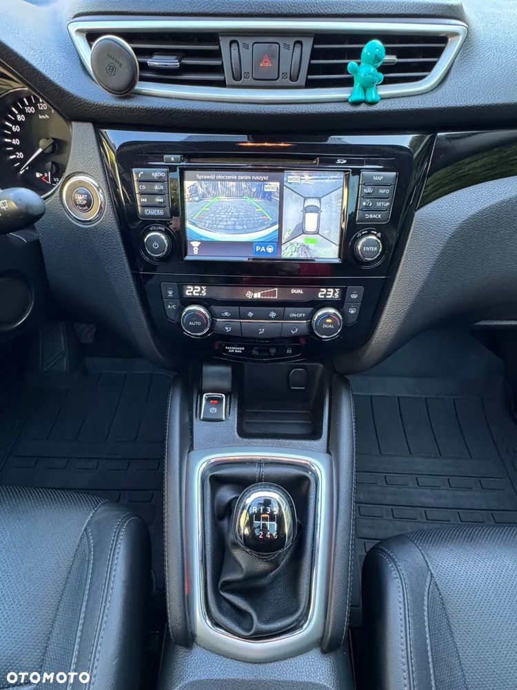 Nissan Qashqai 1.2 DIG-T Tekna EU6 - 25