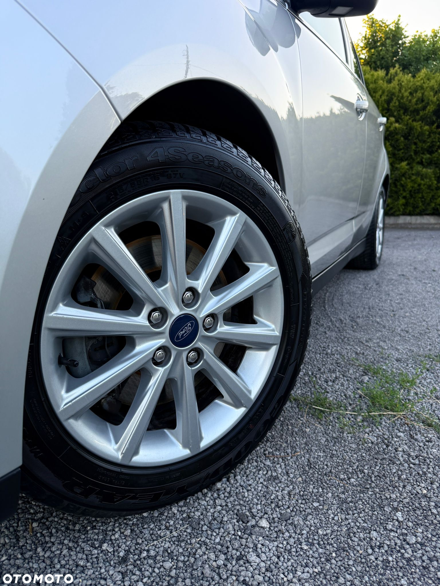 Ford C-MAX 2.0 TDCi Start-Stop-System Titanium - 23