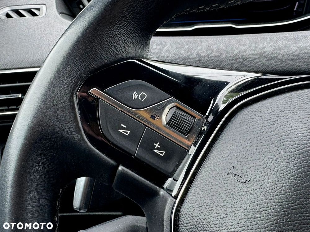 Peugeot 5008 1.5 BlueHDi Allure S&S EAT8 - 16