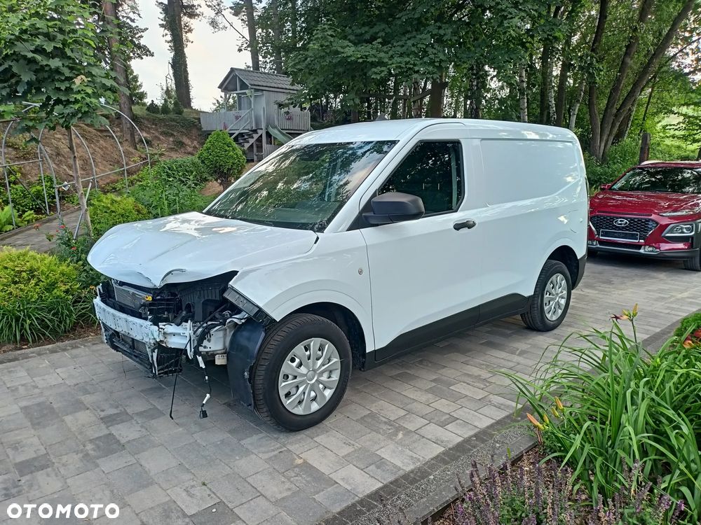Ford Transit Courier - 2