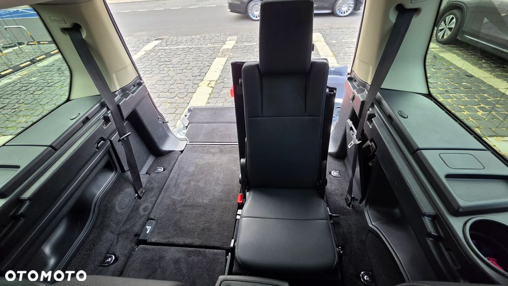 Land Rover Discovery 3.0 SD V6 HSE - 35