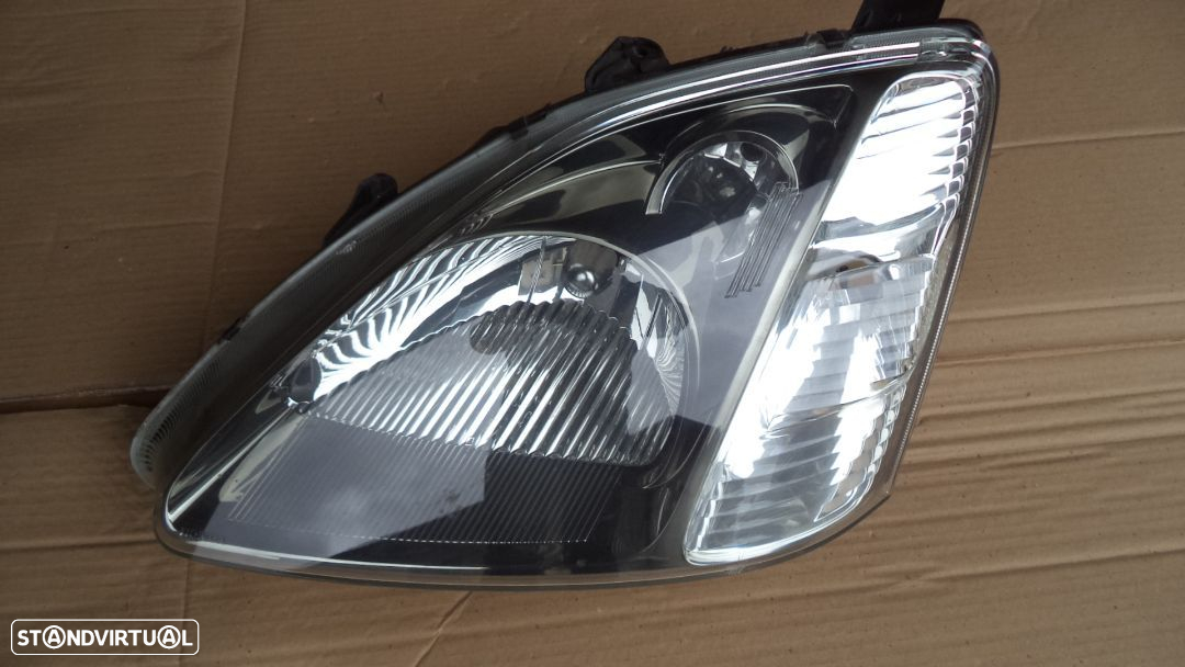 Farol Esquerdo Honda Civic ano 2004 (original)fundo cor bronze - 2