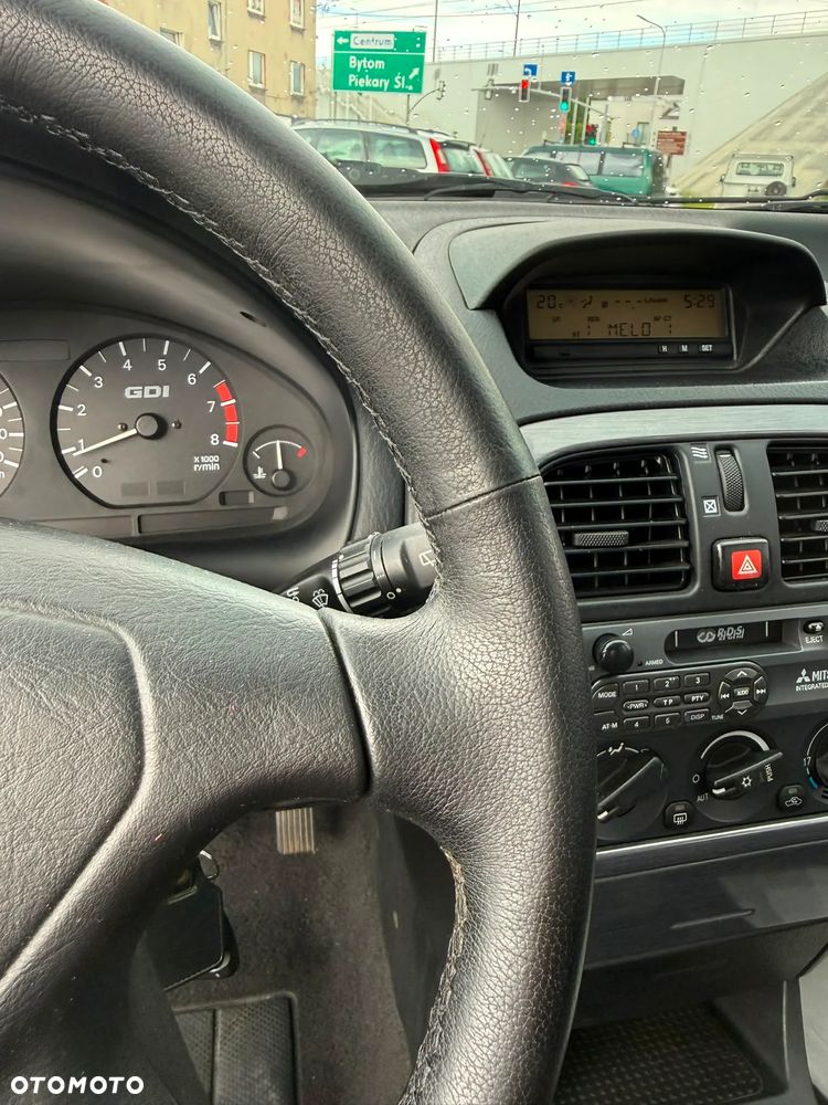 Mitsubishi Carisma 1.8 GDI Avance - 19