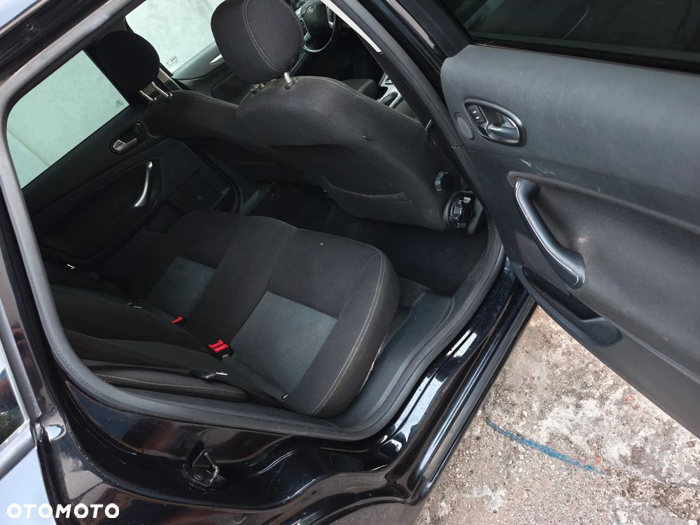 Ford Mondeo 2.0 Trend X - 16