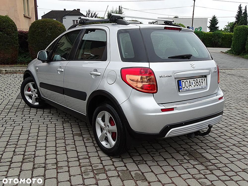 Suzuki SX4 - 4