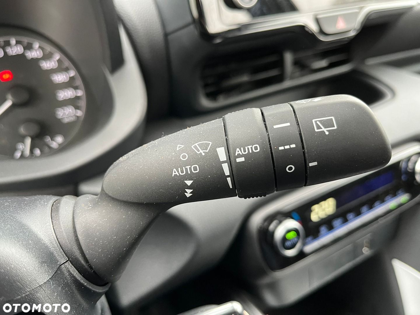 Toyota Yaris - 26