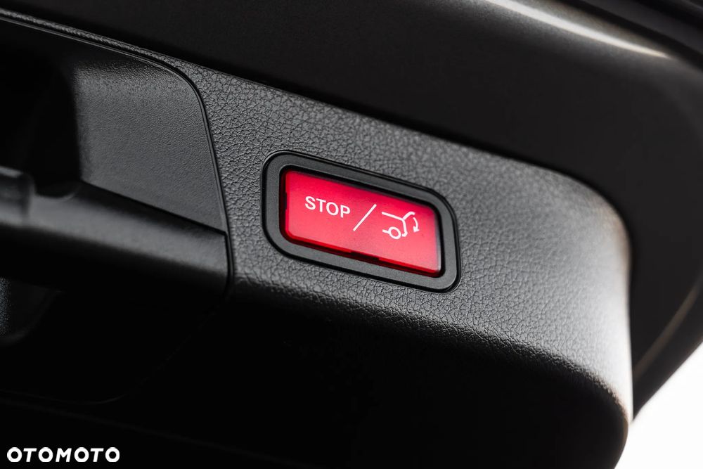 Mercedes-Benz GLB 200 Style 7G-DCT - 12