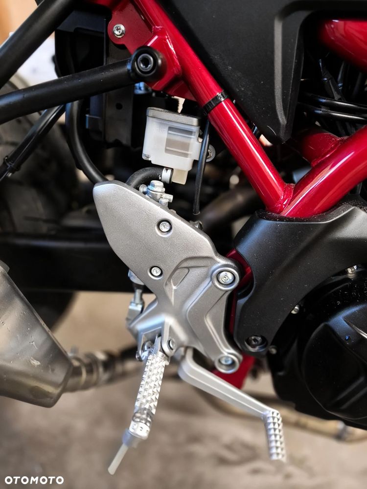 Suzuki SV - 8