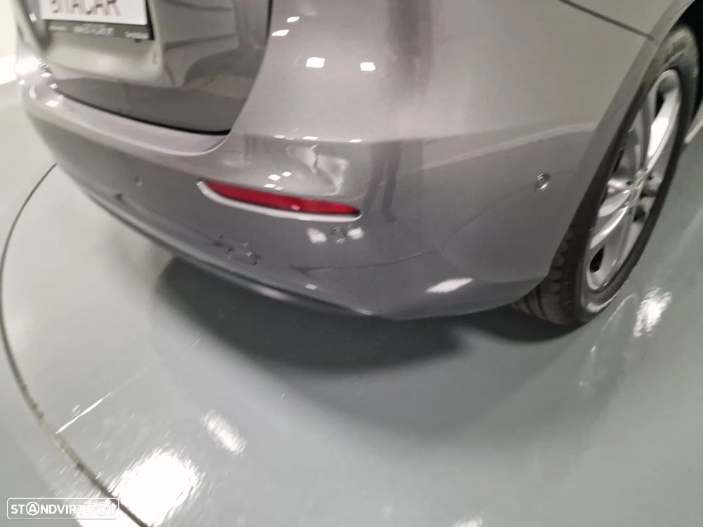Mercedes-Benz A 180 d Style Plus Aut. - 26