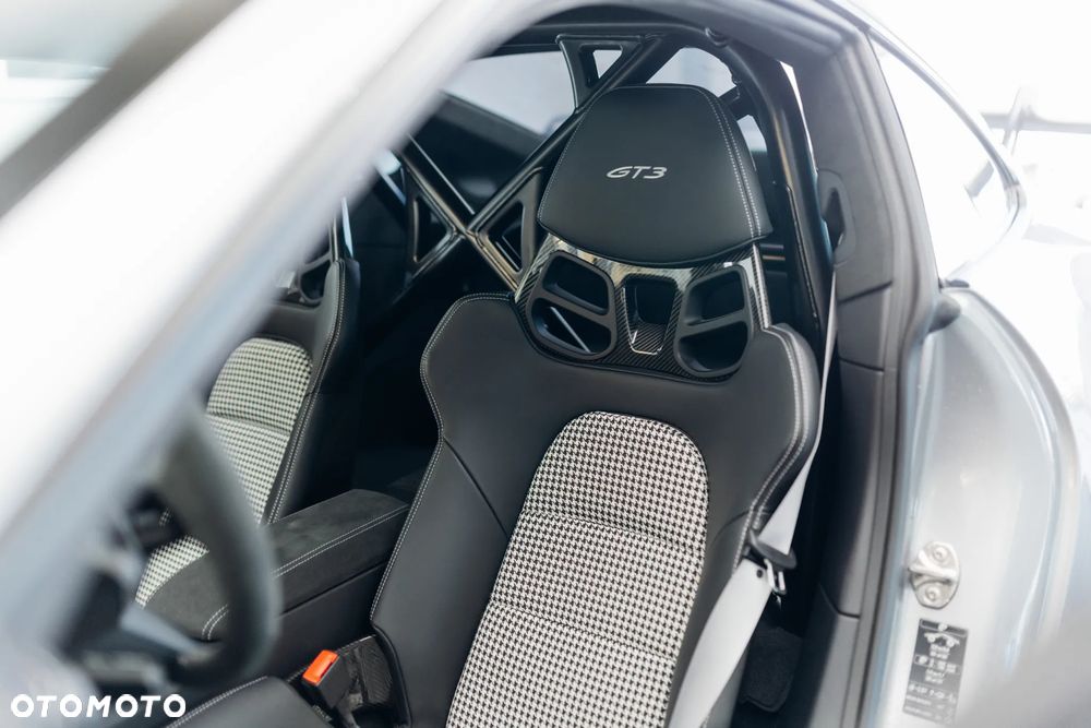 Porsche 911 GT3 PDK - 22
