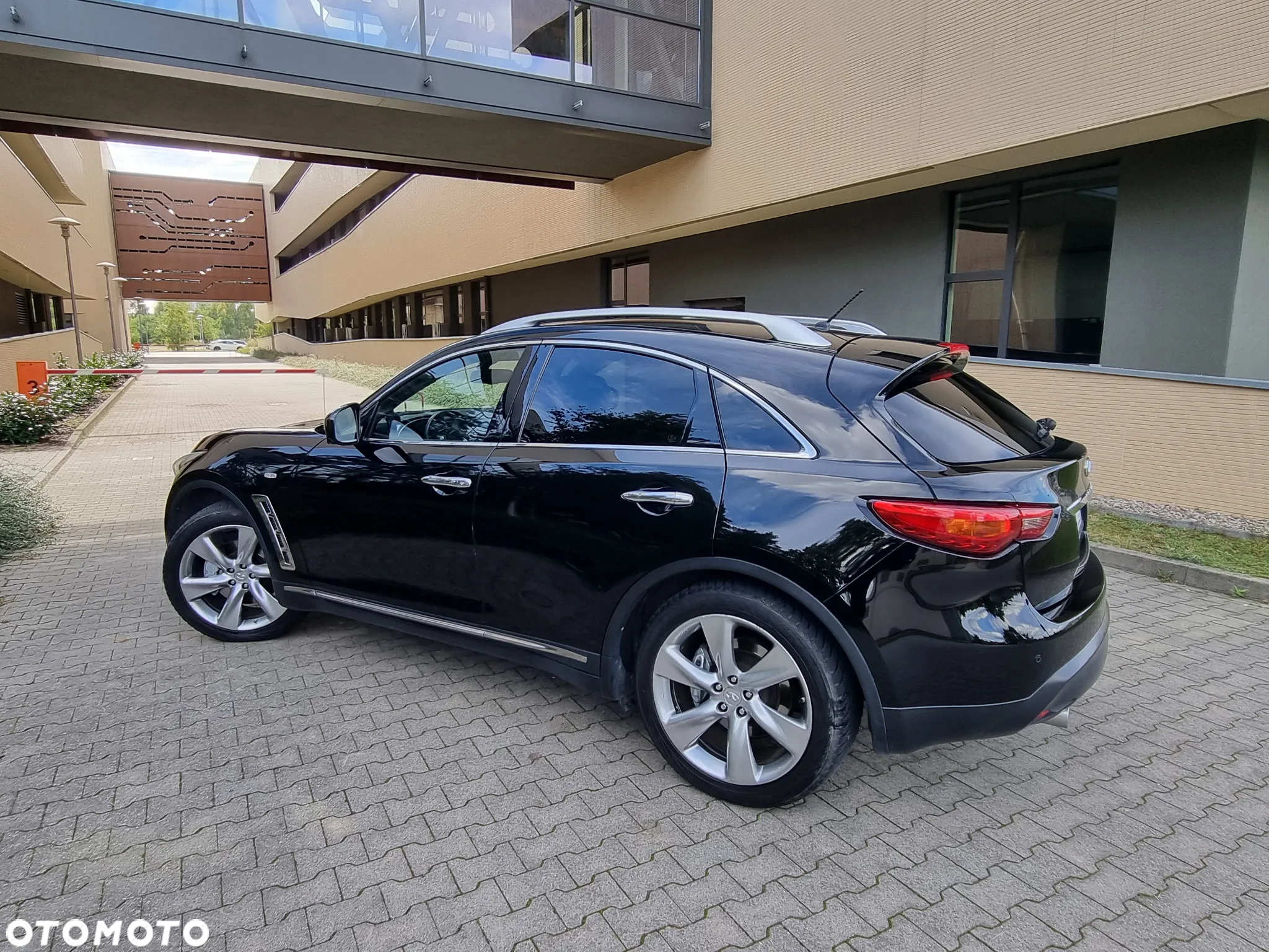 Infiniti FX FX30d AWD S Premium - 10