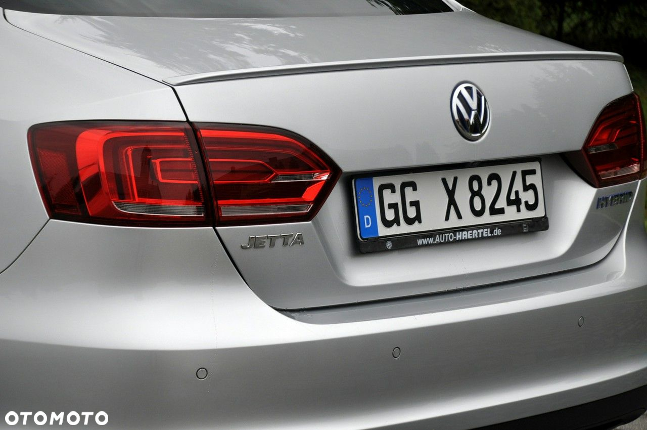 Volkswagen Jetta 1.4 Hybrid DSG Highline - 16