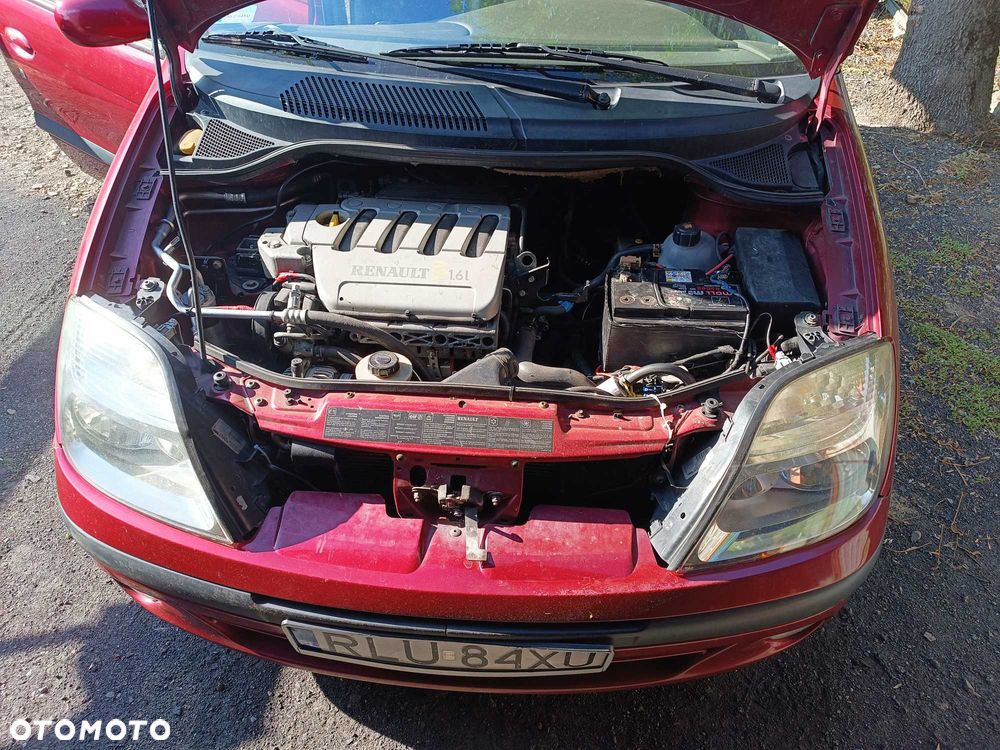 Renault Scenic - 2