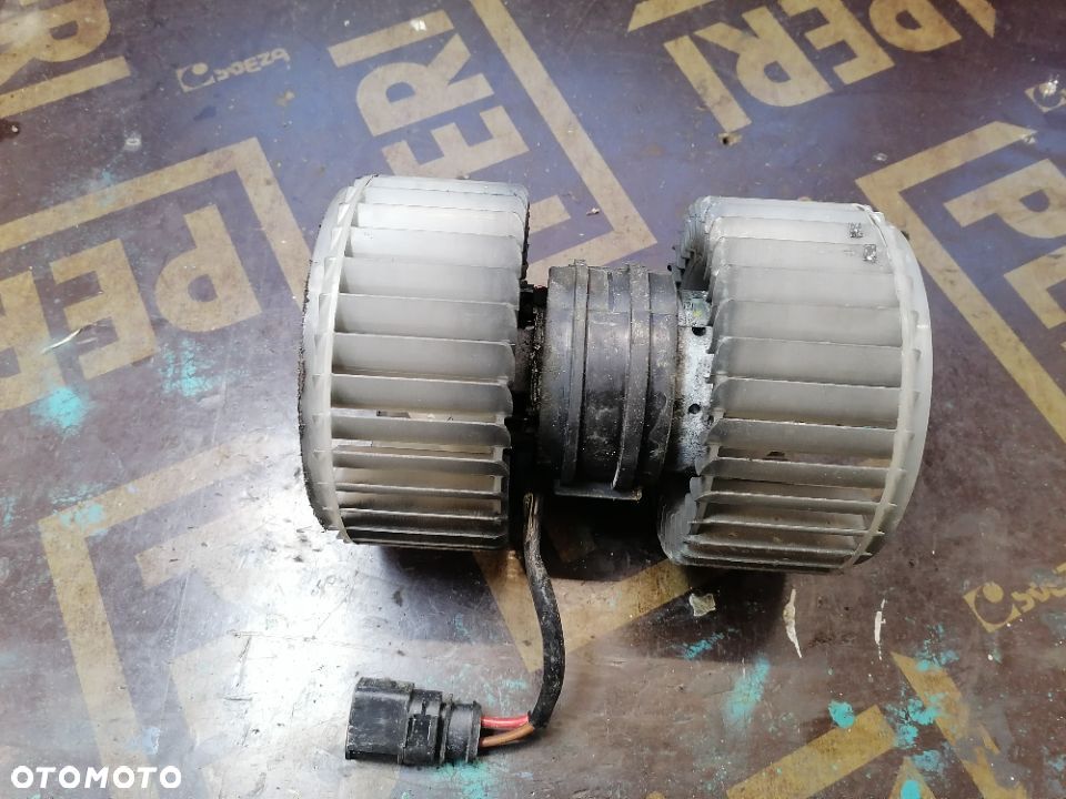 Wentylator Dmuchawa VW Phaeton Bentley 0130111045 - 1