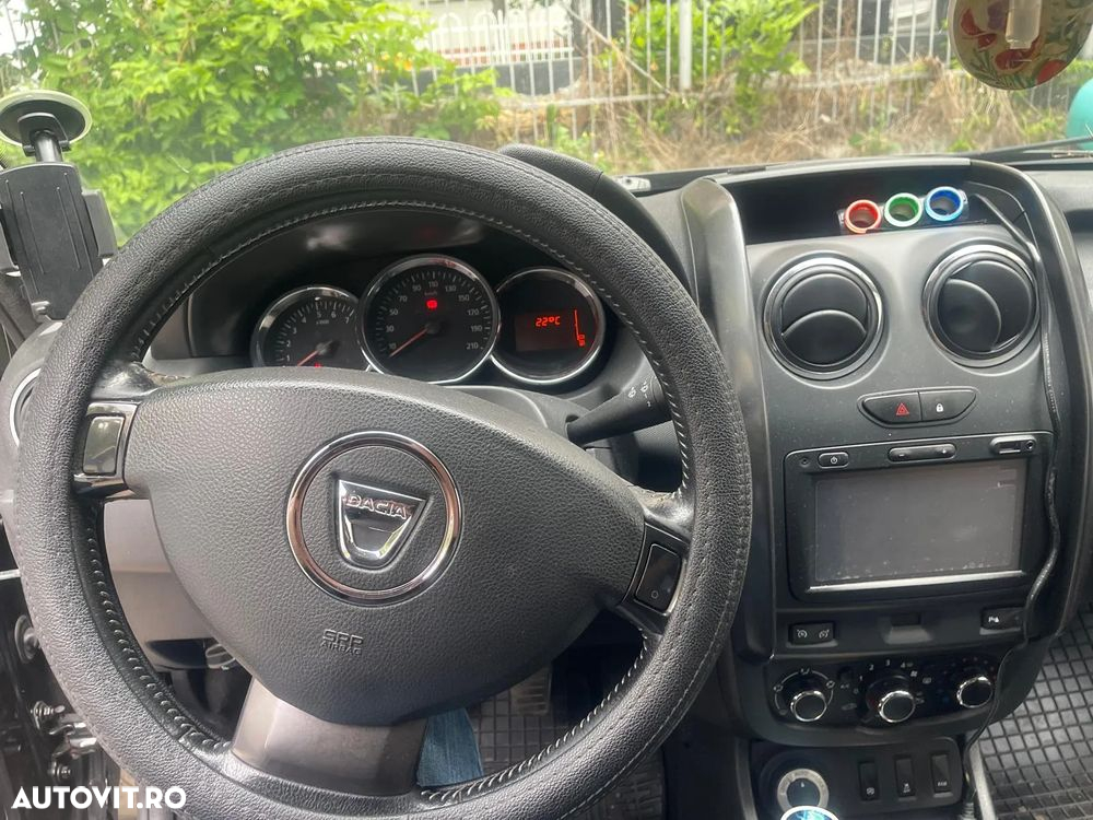 Dacia Duster 1.5 dCi 4x4 Laureate - 6