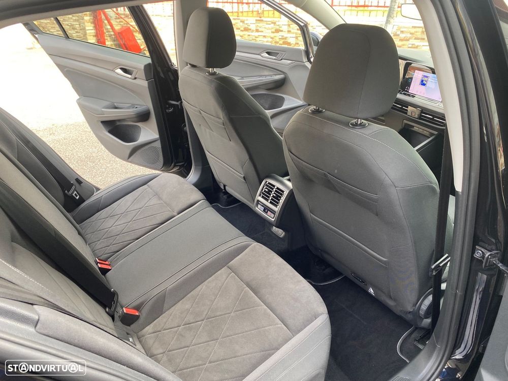 VW Golf 1.5 eTSI Style DSG - 18