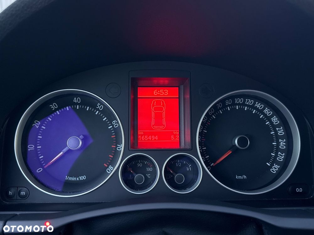 Volkswagen Golf - 14