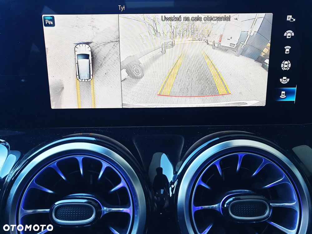 Mercedes-Benz GLB 200 d AMG Line 8G-DCT - 26