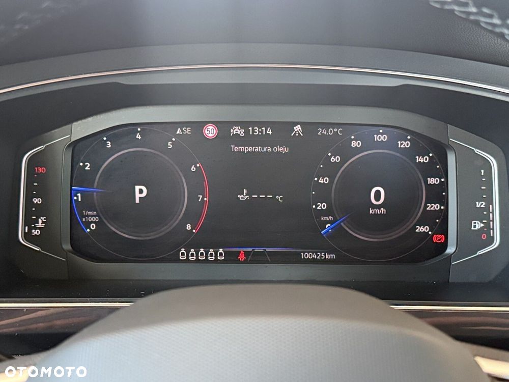Volkswagen Tiguan Allspace - 16