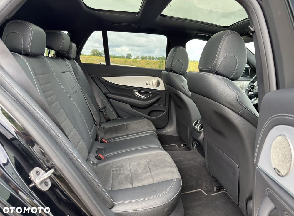 Mercedes-Benz Klasa E 300 de 4Matic 9G-TRONIC AMG Line - 31