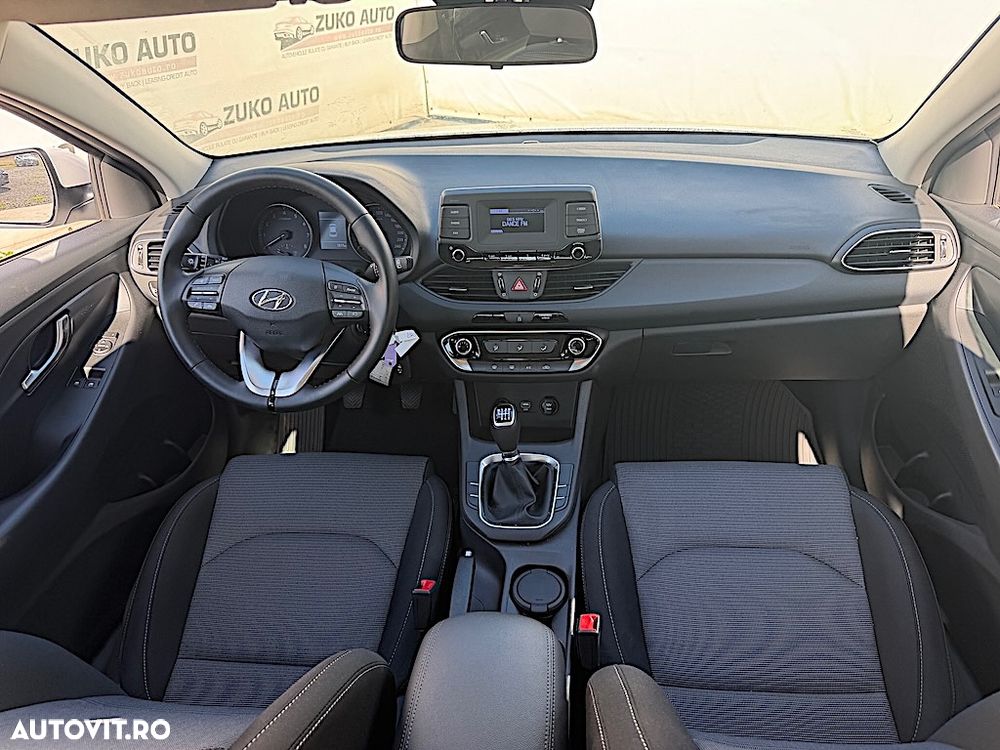 Hyundai i30 1.5 110CP 5DR M/T Comfort - 9