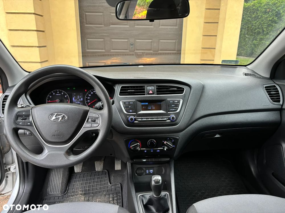 Hyundai i20 1.2 BlueDrive Classic + - 6