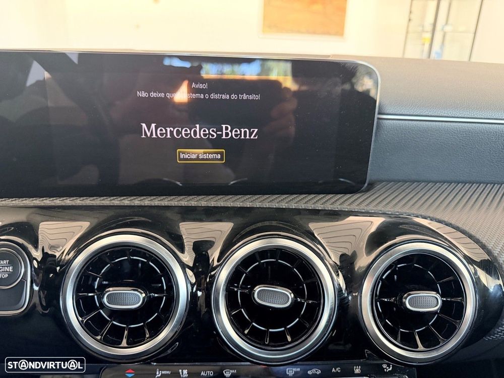 Mercedes-Benz A 250 - 25