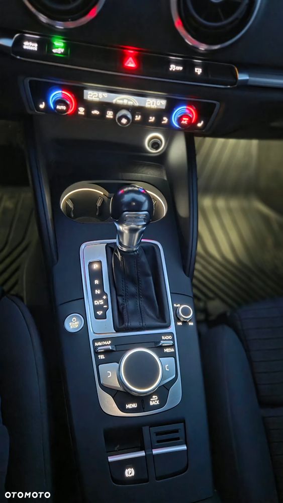 Audi A3 Sportback 1.4 TFSI e-tron Sport S tronic - 37