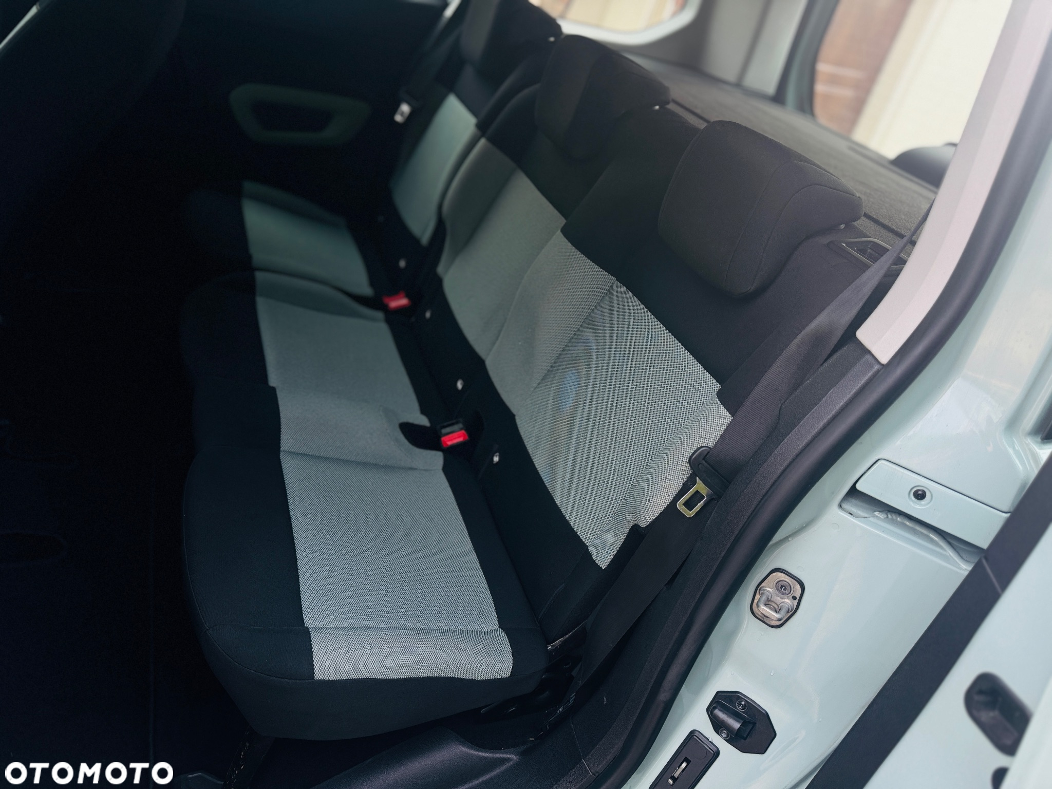 Citroën Berlingo M BlueHDi 130 SHINE - 12