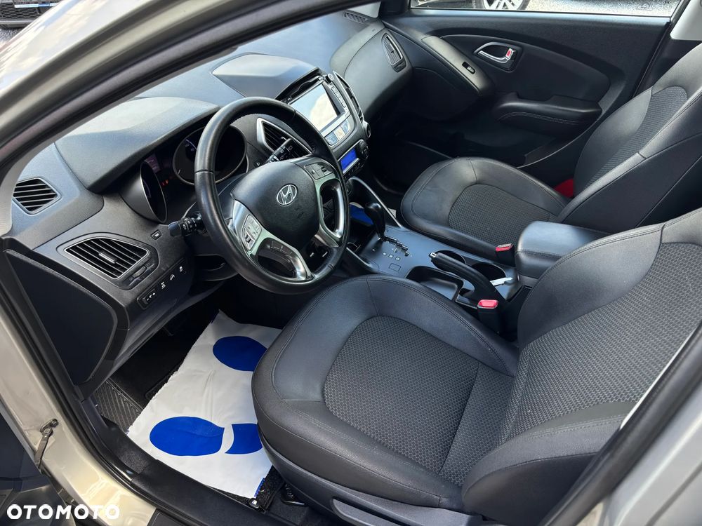 Hyundai ix35 2.0 4WD Automatik Premium - 6