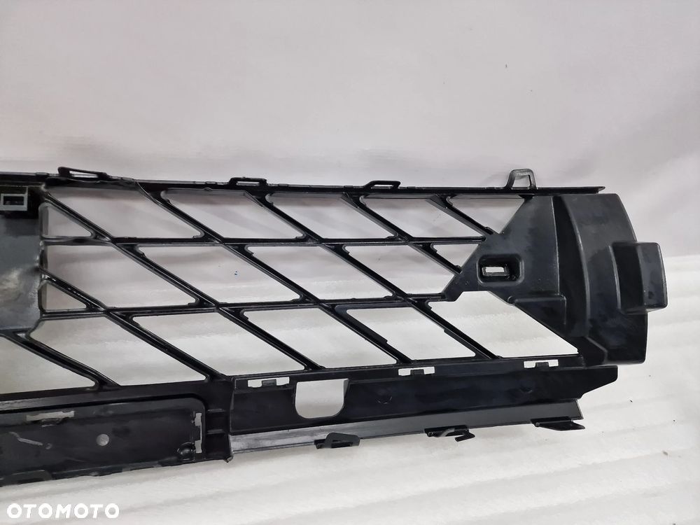 CUPRA FORMENTOR 5FF 19- KRATKA ŚRODKOWA ZDERZAKA PRZEDNIEGO PRZÓD , NR 5FF853667A , NR AUKCJI KR314 - 11